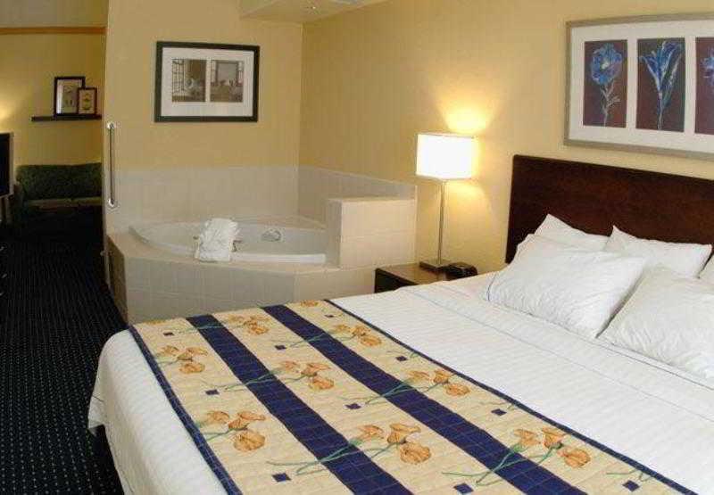Springhill Suites By Marriott Grand Rapids Airport Southeast Cascade Zimmer foto